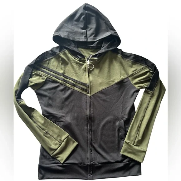 New 3 pcs. Workout outfits set - Picture 4 of 9